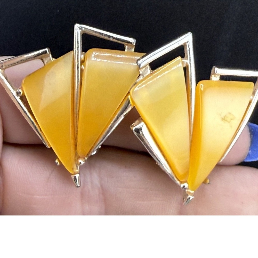 Vintage ART Clip On Earrings Yellow Geometric Triangle Fan Art Deco Silver Tone